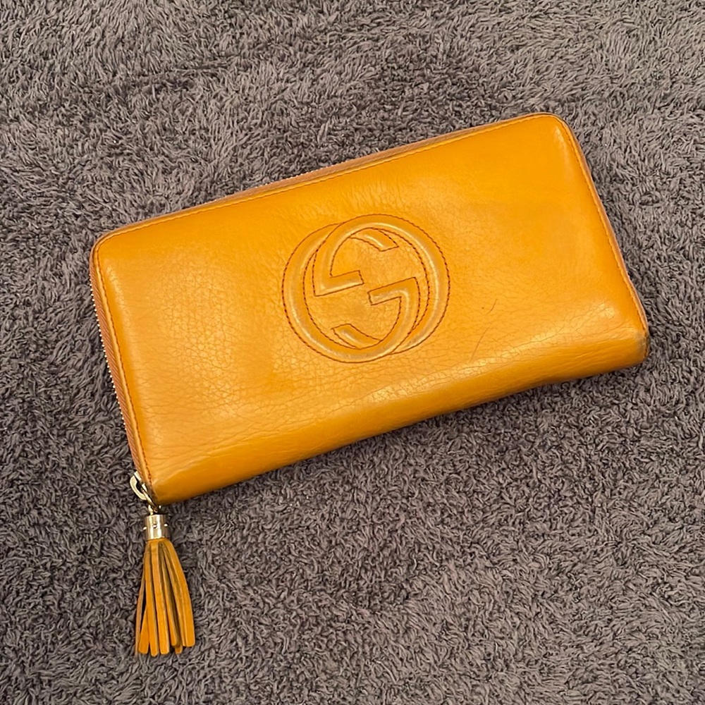 Authentic Gucci Wallet